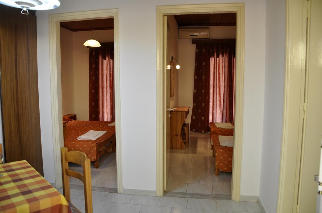 Stella'S Apartments Ájos Górdios Eksteriør bilde